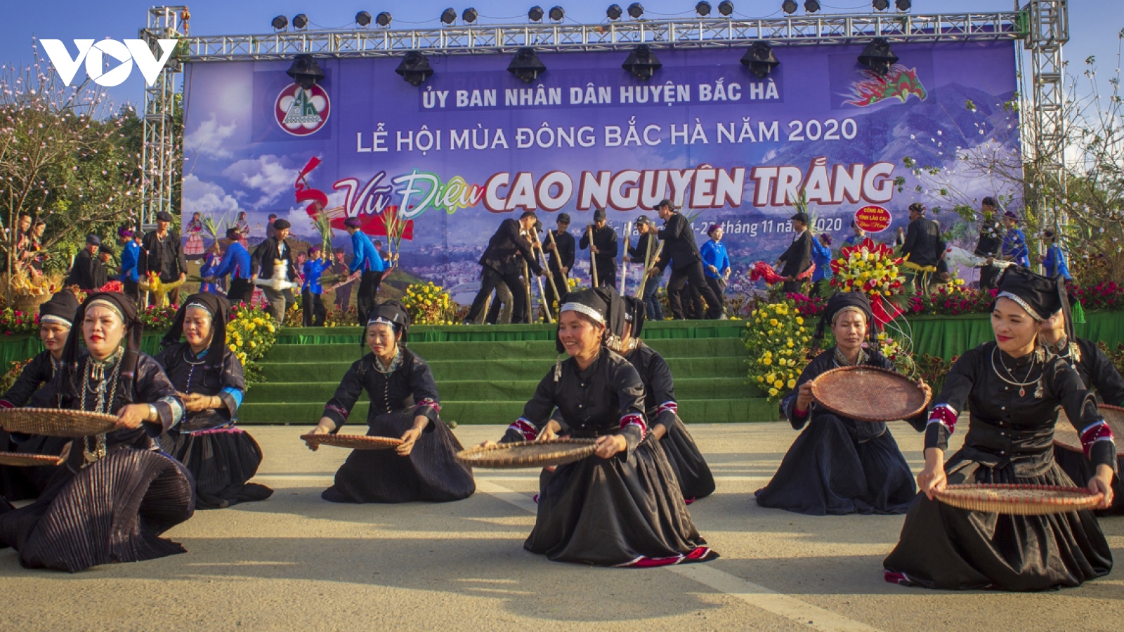 A glimpse of wintery festival on Bac Ha Plateau